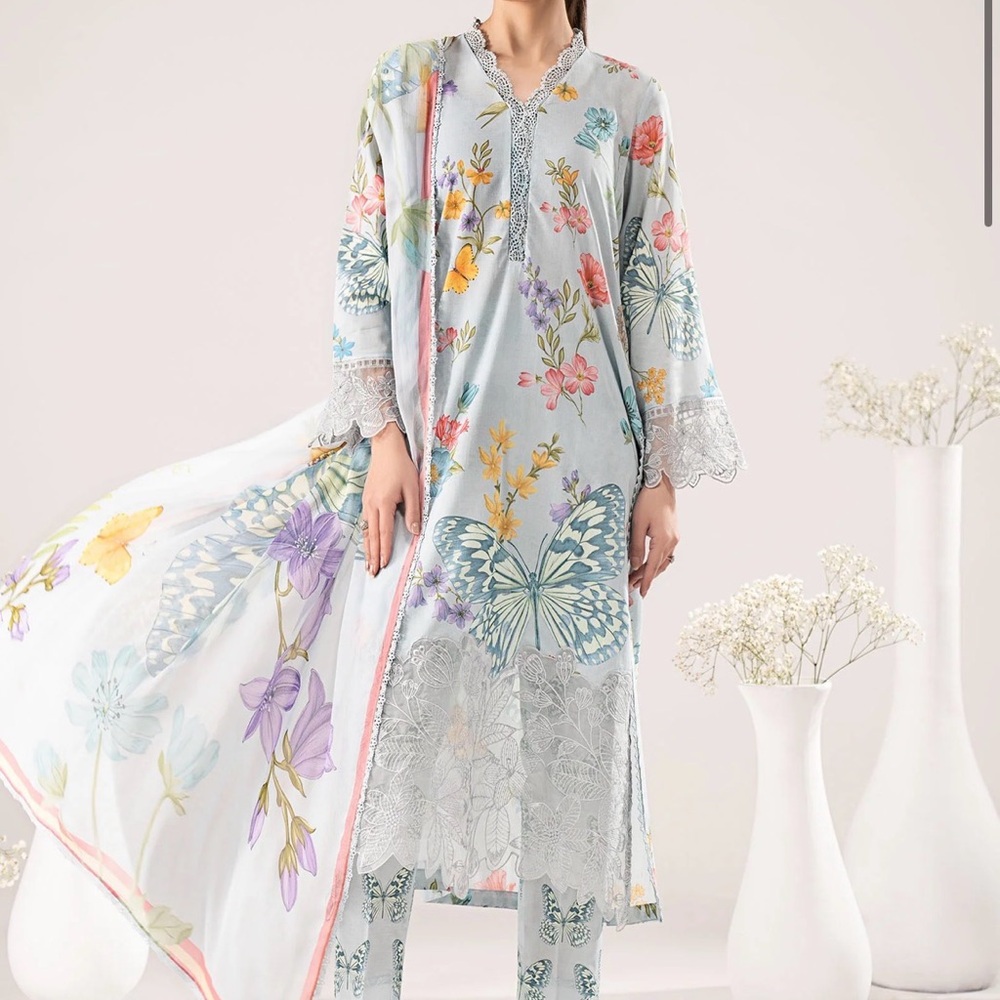 Pastel Blue Floral Butterfly Women's Kurta Set